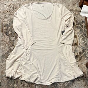 Attitudes by Renee Women's Soft Cream Women’s Tunic Top Large - NWOT